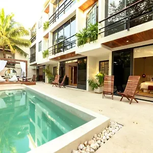 https://el-brujo.tulum-hotels.net